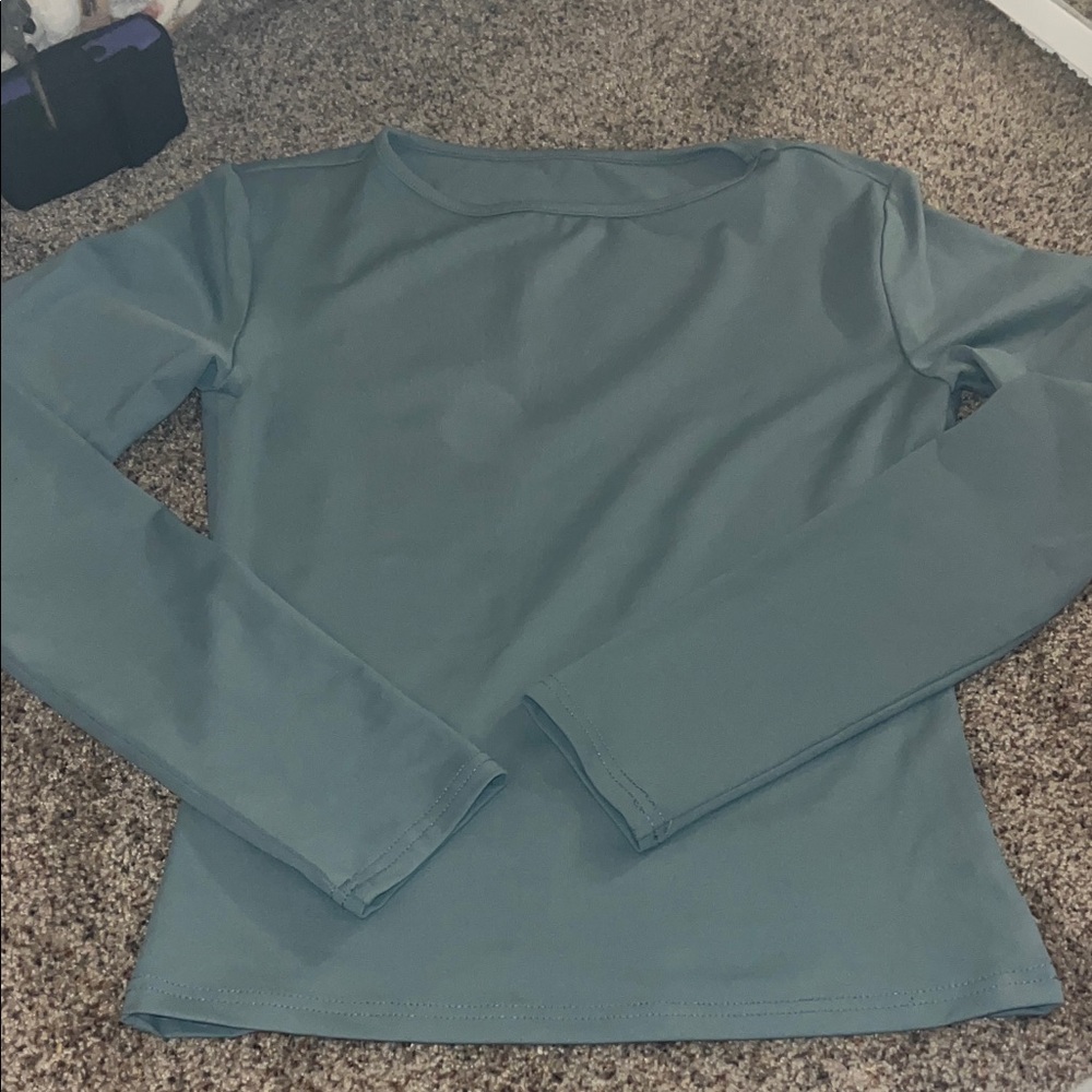 AMAZON Women's Blue Long Sleeve Top